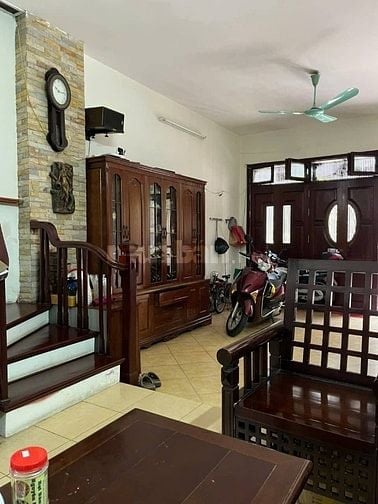 Bán nhà mặt phố Trung Liệt, 5 tầng, 55m2, ô tô tránh, kinh doanh.