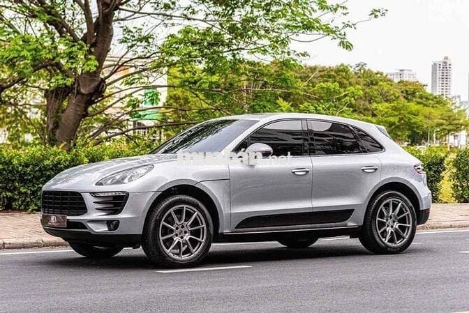 Porsche Macan 2016 màu bạc bản full siêu đẹp
