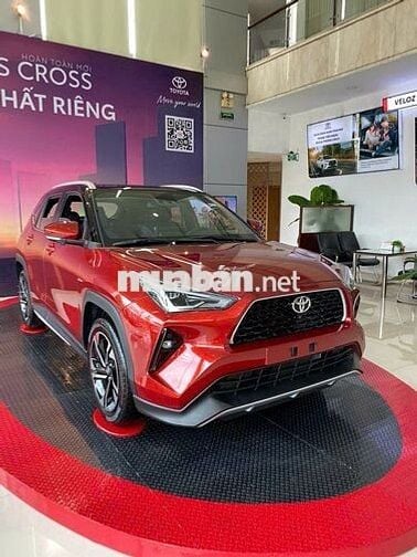 TOYOTA YARIS CROSS 2025