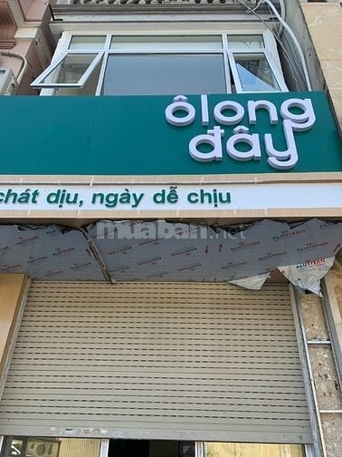 Cho thuê nhà 4,5 tầng mặt phố Ngọc Khánh, Ba Đình 