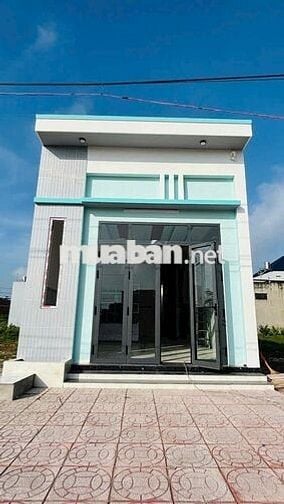 NHÀ CẤP 4 MỚI XÂY THIẾT KẾ HIỆN ĐẠI TẠI KDC ĐÔNG PHÚ CHỦ HỖ TRỢ VAY