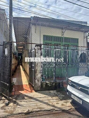 Con tin lời việc nhẹ lương cao của bạn bè rồi bị bán qua Cam,102M2,SHR