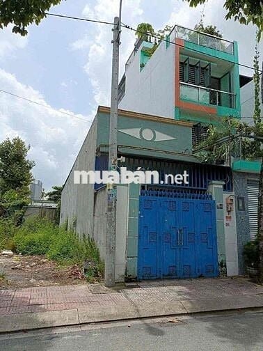 Nhà gác lững 4x20m Shr Mt nhựa 10m thông cách Phan Văn Hớn 150m
