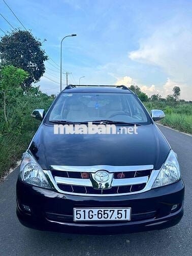 Toyota Innova 2006 G - 200000 km