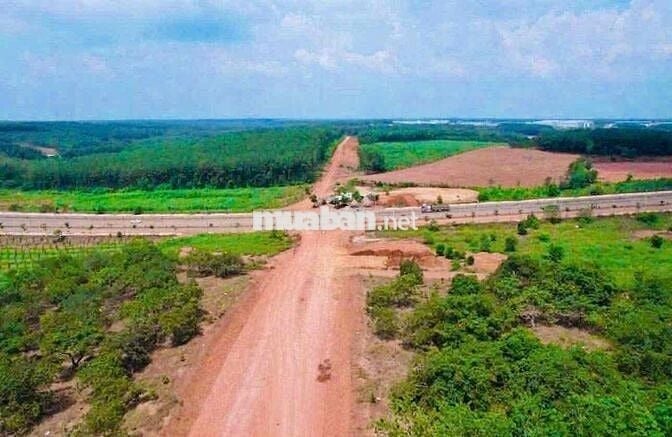 Đất mặt tiền đường xuyên tâm giá rẻ chỉ 295tr .