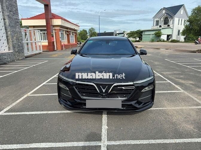 VinFast Lux A2.0 Plus 2.0 AT 2020 - 70000 km