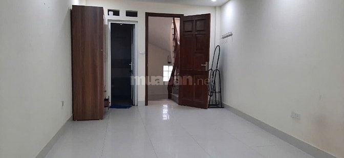 Cho thuê phòng trọ để ở ( tầng 3 )
