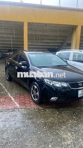 Kia Cerato e bộ đội cần bán nhanh đi công tác