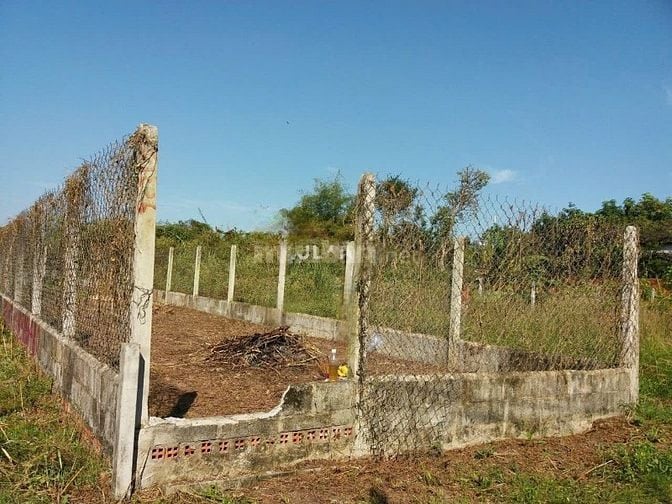 Cần bán miếng đất ở chợ Phước Thạnh QL22 vào 100m giá 950tr