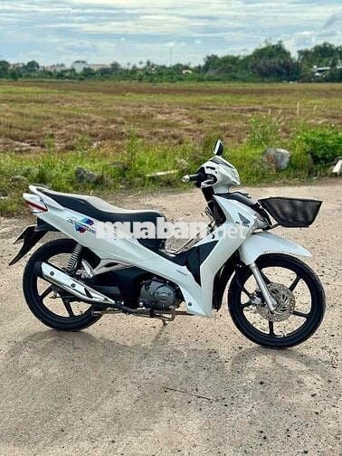 fuled2022 giao cccd máy zin chưa chạm áo chân đẹp