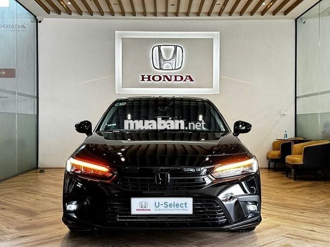 Honda Civic 2023  - 16000 km