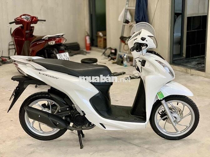 Vision 2022 trắng BSTP chính chủ, giá tốt BH 6T
