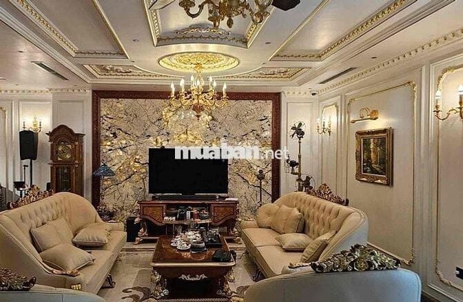 cô Châu nhờ em bán hộ căn nhà để chuyển công tác