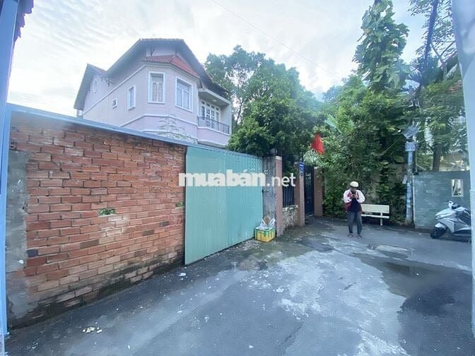 thiện chí bán lô đất đường 23 Hiệp Bình Chánh. 128m2 SHR, giá đầu tư