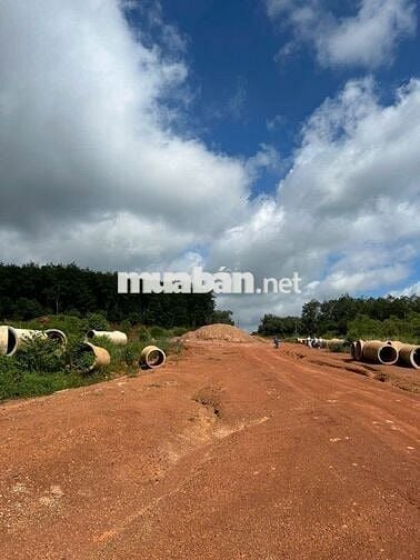 Đất mặt tiền đường xuyên tâm giá trị tương lai . giá rẻ