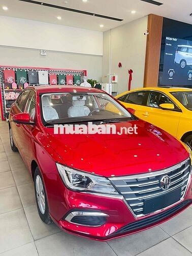 MG MG5 2025