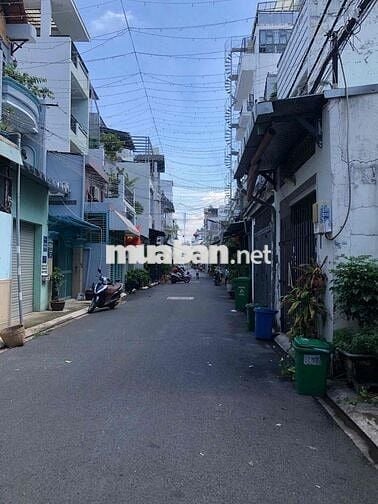 BÁN NHÀ TÂN PHÚ - 68M2 - 2 TẦNG - HẺM XE HƠI