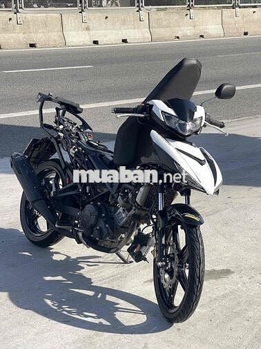 muốn đổi xe nên cần bán