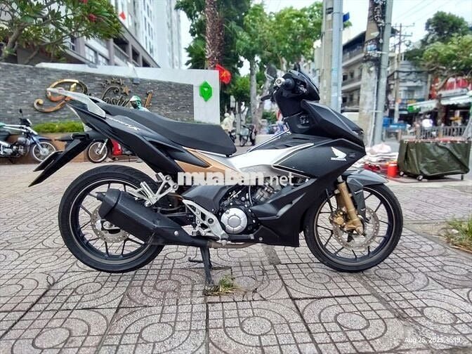 Em cần bán Winner x v2 ABS