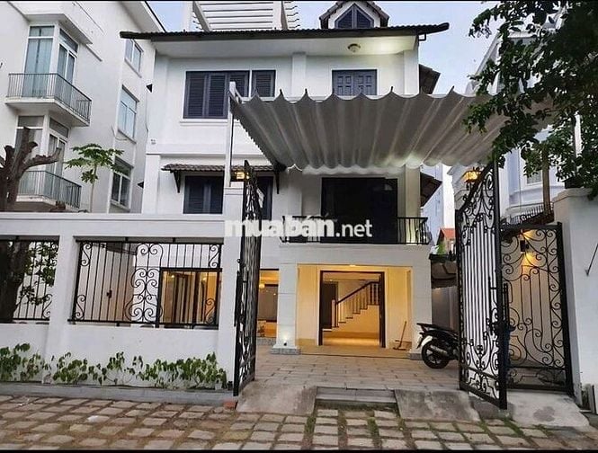 Biệt Thự 1 Trệt 3 Lầu 12x20m Mặt Tiền KDC Nam Long Phú Thuận