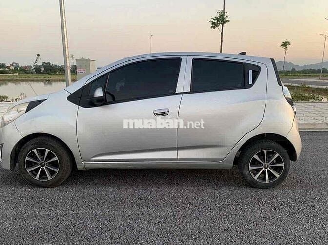 Chevrolet Spark 2011 1.0 số tự động