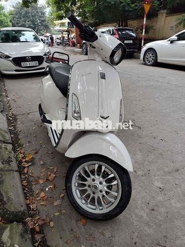 Vespa sprint 2014 đẹp