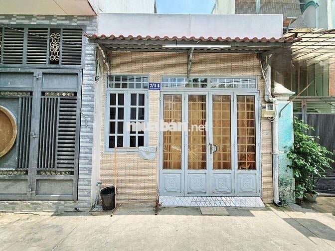 Bán nhà mặt tiền Nguyễn Ảnh Thủ