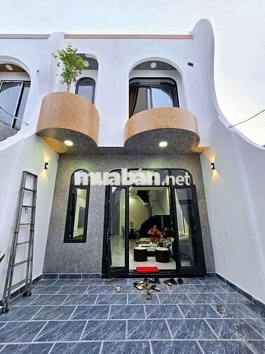 Bán nhà 2 tầng kiệt ô tô tôn đản