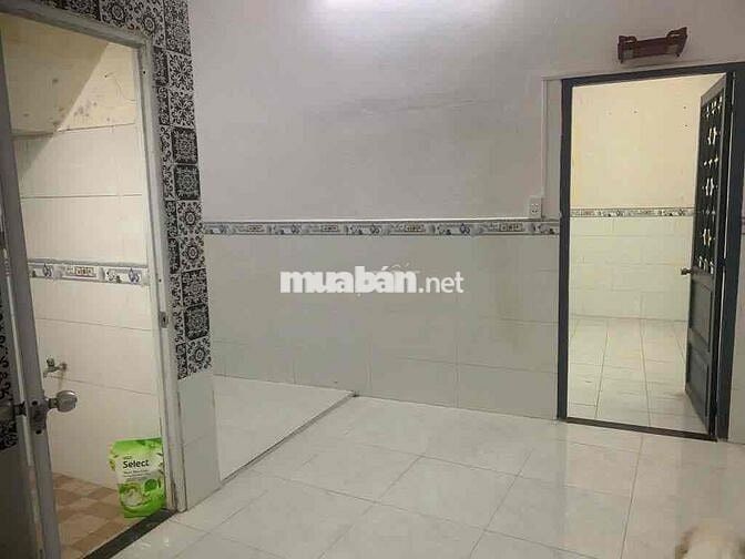 Cho thuê nhà MT Nguyễn Trọng Tuyển, phường 2, 4x17m, 1 trệt, 3pn