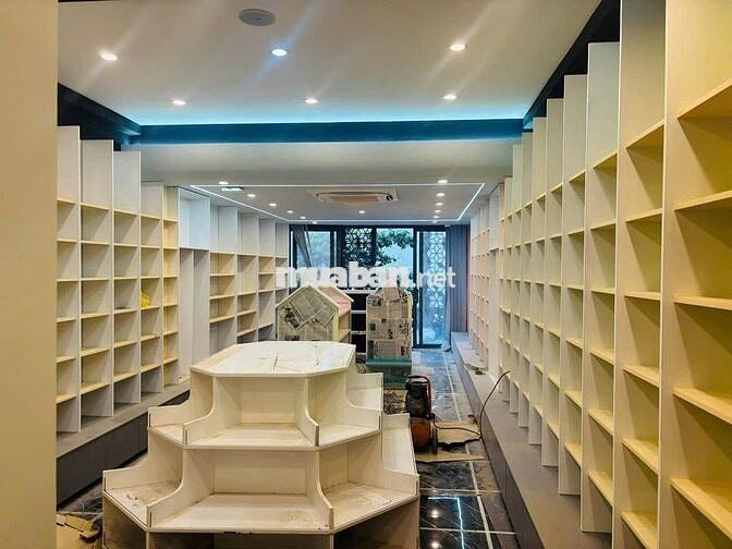 Cho Thuê MB tầng 2 - 3 cực đẹp phù hợp văn phòng,spa,studio,phòng tập