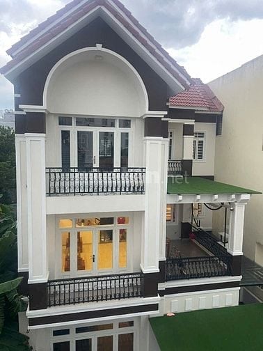 Bán nguyên căn Biệt thự 8x20,5(170m2 ) đường nhựa 12m 