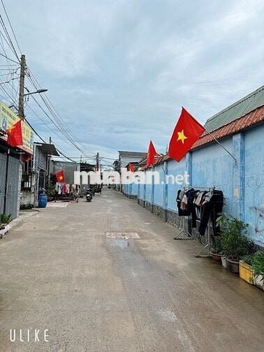 LÔ ĐẤT CỰC ĐẸP - CÓ KHU NHÀ XƯỞNG 500M2 - SÁT MẶT TIỀN PHẠM THỊ GIÂY