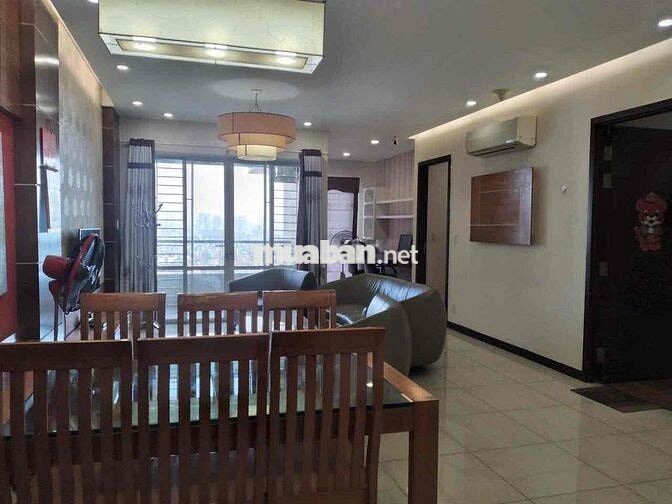 Chính chủ cho thuê căn hộ chung cư The Everrich 115m2, 2wc