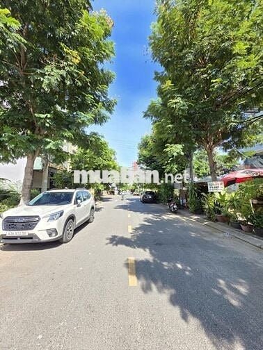 Bán lô đất mặt tiền đường Nguyễn Đức An, Sơn Trà.