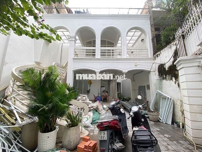 🏡[8mx30m]🏡BIỆT THỰ KIẾN TRÚC SANG TRỌNG❌TUYẾN NGUYỄN VĂN TRỖI P15 Q.PN