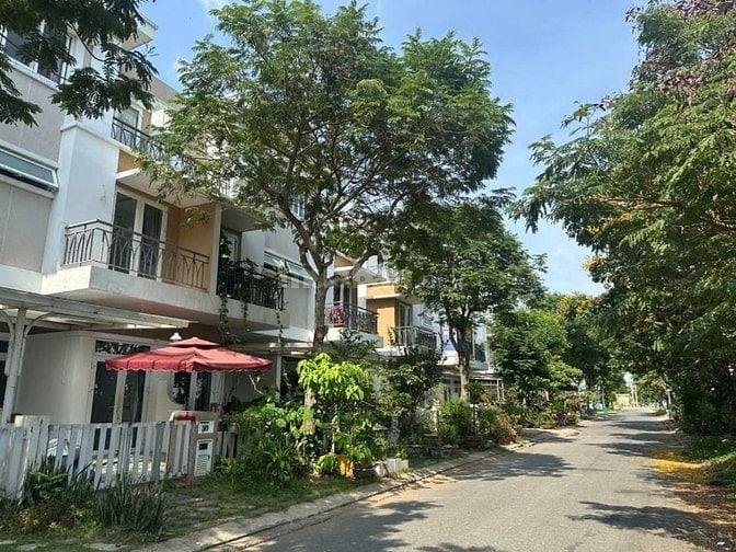 Nhà phố Lovera Park Bình Chánh –5mx15m 3 tầng – SHR – giá 7 tỷ TL