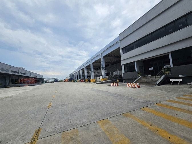 Cho thuê kho xưởng , DT: 13.000m² ,KCN Long Hậu, Long An, PCCC tự động