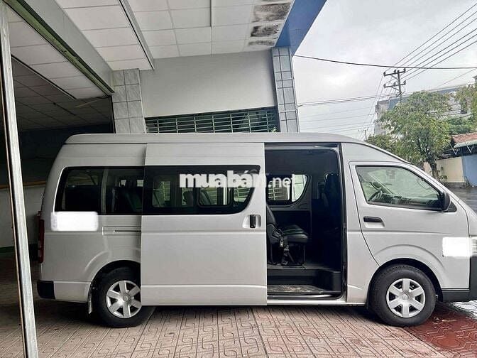 Toyota Hiace 2017 2.7L - 62800 km