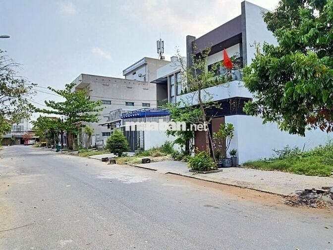 Bán gấp đất đường Bàu Vàng 5, P. Hòa Khánh Bắc, Liên Chiểu, Đà Nẵng.