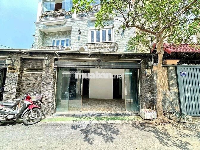 Cho thuê mặt bằng 40m (6x6.7 )ngay ngã ba sầm uất( Trục Lê Đức Thọ)