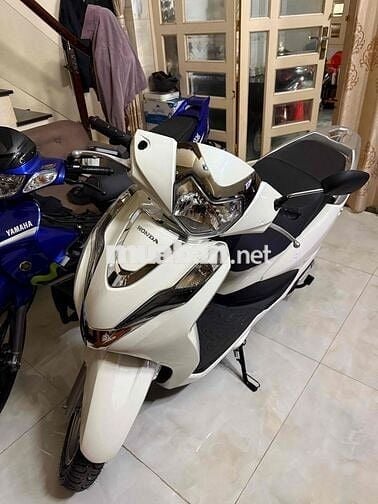 Lead 4val odo 1400km - Ohlines New - vỏ Michelin