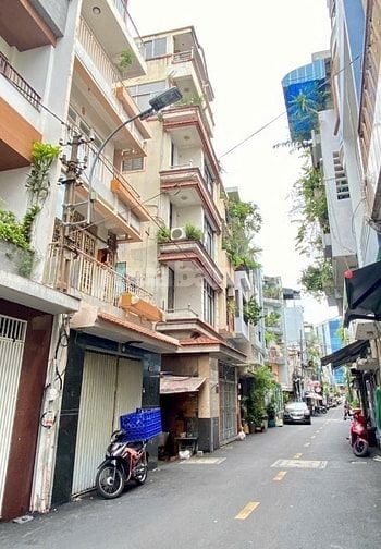 Bán nhà HXH Nguyễn Thiện Thuật Q3 dt: 3.5m(4m) x 10m 1 lầu giá 6 tỷ 9