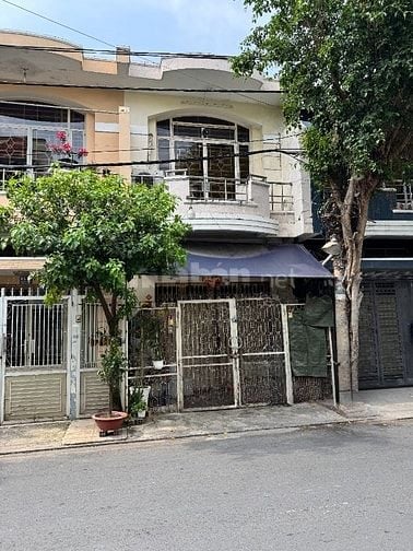 Nhà KDC Bình Hưng giáp ranh bế xe Q8