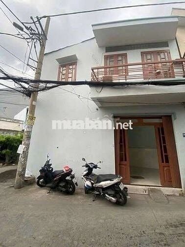 Nhà cho thuê Tỉnh Lộ 10, BT (3PN 2WC) nhà góc thuận tiện buôn bán