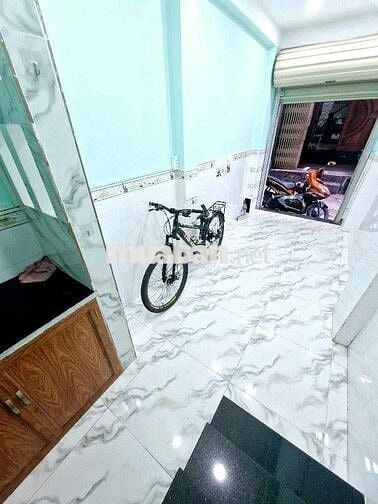 1,6 TỶ, NHÀ 2TẦNG TÂN KIỂNG QUẬN 7 HẺM KINH DOANH BUÔN BÁN SHR CĂN GÓC
