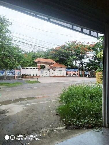 Cần Cho Thuê Nhà MT Đối Diện 2 Trường Học