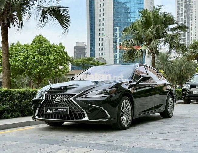 [ES300h] Màu Đen, sản xuất 2023. Xe đẹp 01 chủ🇻🇳