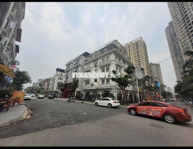 NHÀ ĐẸP LA KHÊ - 5 TẦNG THANG MÁY -Ở NGAY - KINH DOANH_GIÁ CHỈ 19.9 TỶ