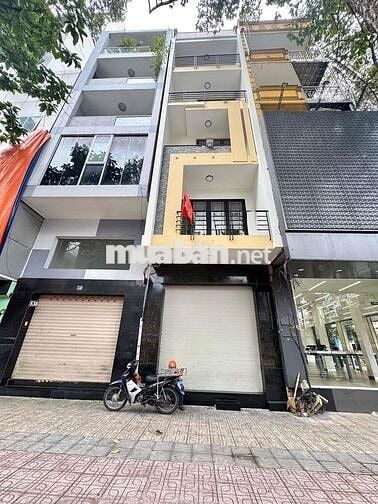 Cho thuê nhà Trung tâm Q1  4x20 5 lầu thang máy hầm để xe giá 75