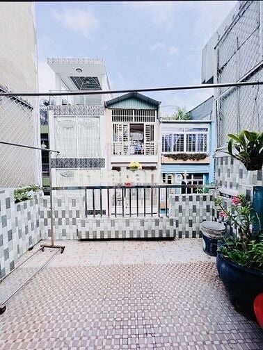 NHÀ MT HẺM ĐƯỜNG SỐ 6M - 3 TẦNG - KHU DÂN CƯ HIỆN HỮU-  PHƯỜNG 4 - Q4